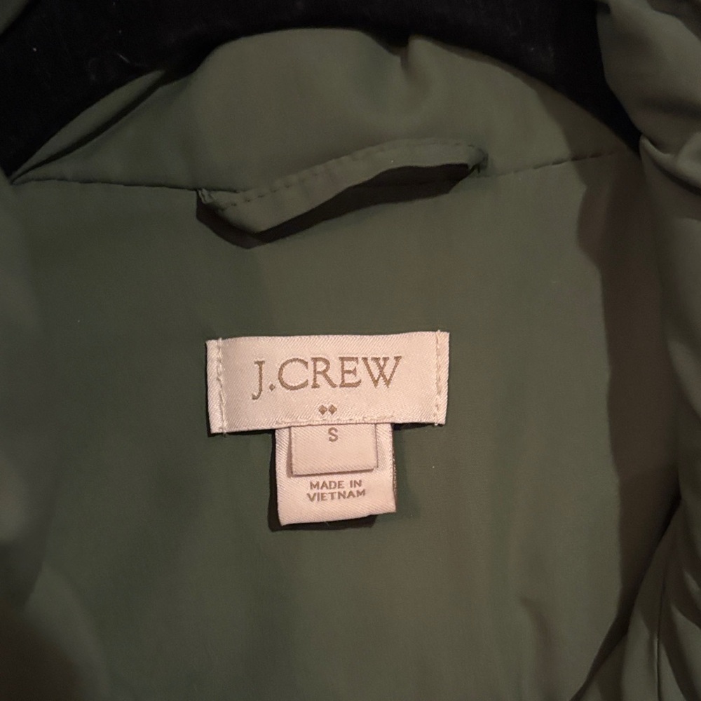 J Crew  Forest Green Quilted Women’s Vest - Picture 2 of 4